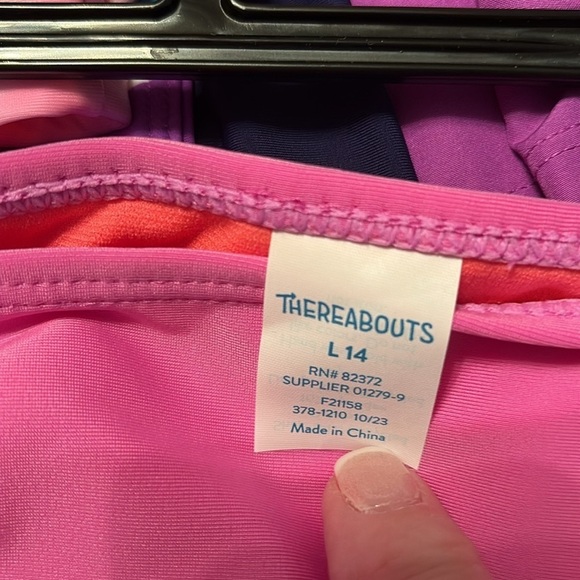 Thereabouts Girls' Pink Tie-Dye Rash Guard 2 Piece Bathing Suit Set - Picture 10 of 11